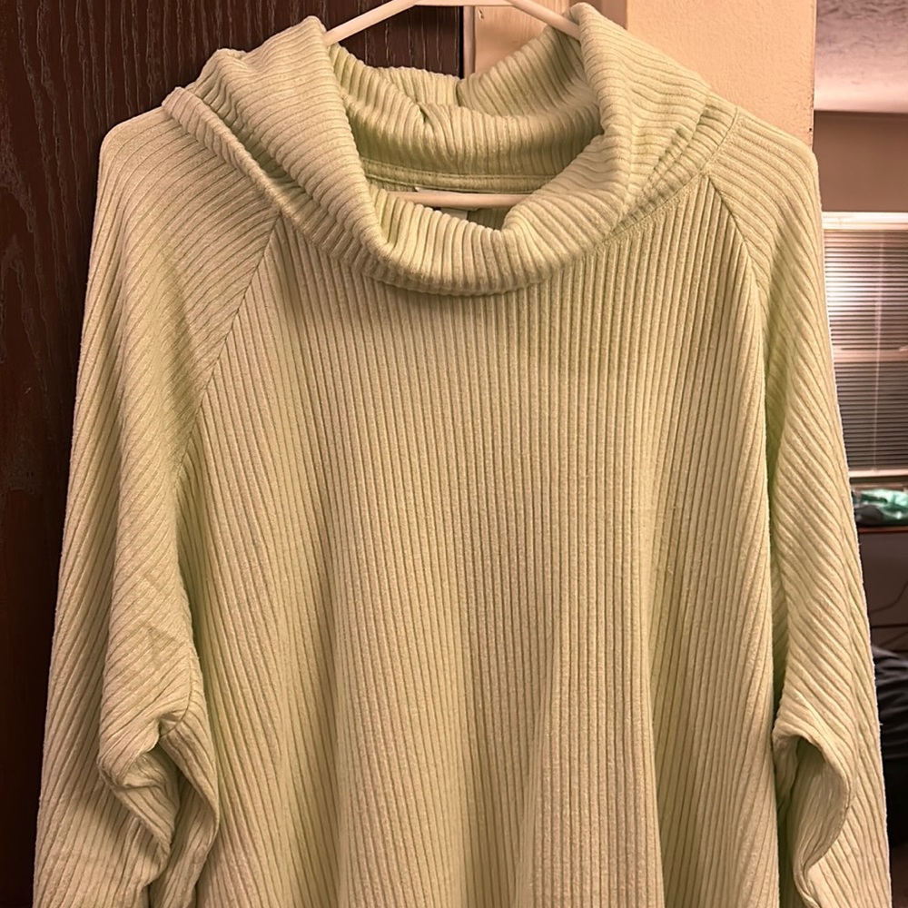 Sonoma 3x Turtleneck Sweater